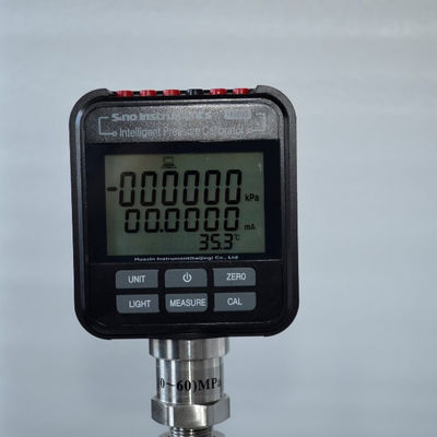 汎用的でプロフェッショナルなHS602 インテリジェント圧力校正器 1/4NPT Mコネクタ