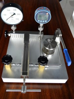 OEM カスタマイズ サポート 1600bar 水力高圧校正ポンプ