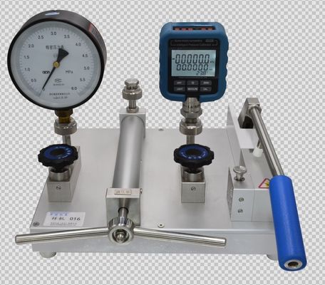 ポータブル用気圧用HS721比較器と空気力による精密計校正