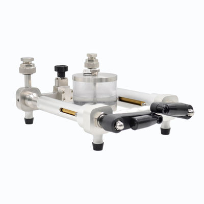 調整解像度 0.1kPa 持ち運び可能な液圧試験ポンプ HS711A 体重2.6kg