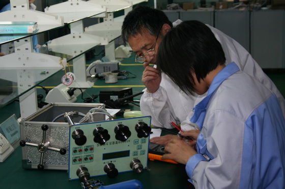 他のアダプター HSPA64 ポンプと計測器のための男性糸付きのステンレス鋼アダプター