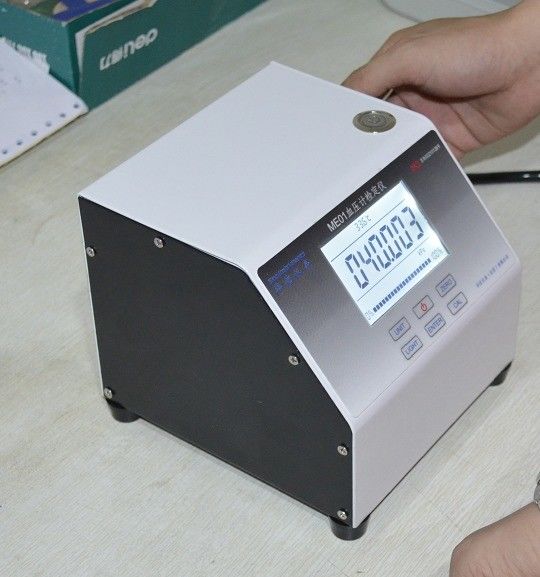 ME01 インテリジェント水銀マノメーター校正器 0-0.4 Bar OEM要件のために設計