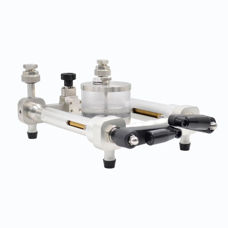 調整解像度 0.1kPa 持ち運び可能な液圧試験ポンプ HS711A 体重2.6kg